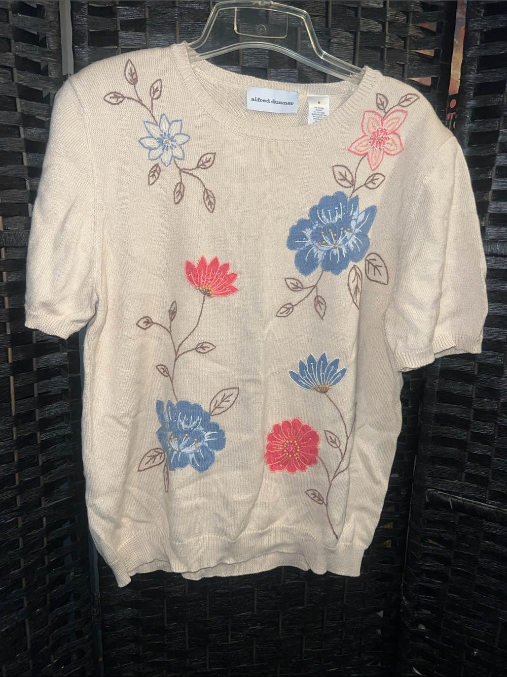 VTG Alfred Dunner Cream Short Sleeve Sweater Blue & Pink Floral Embroidery Small